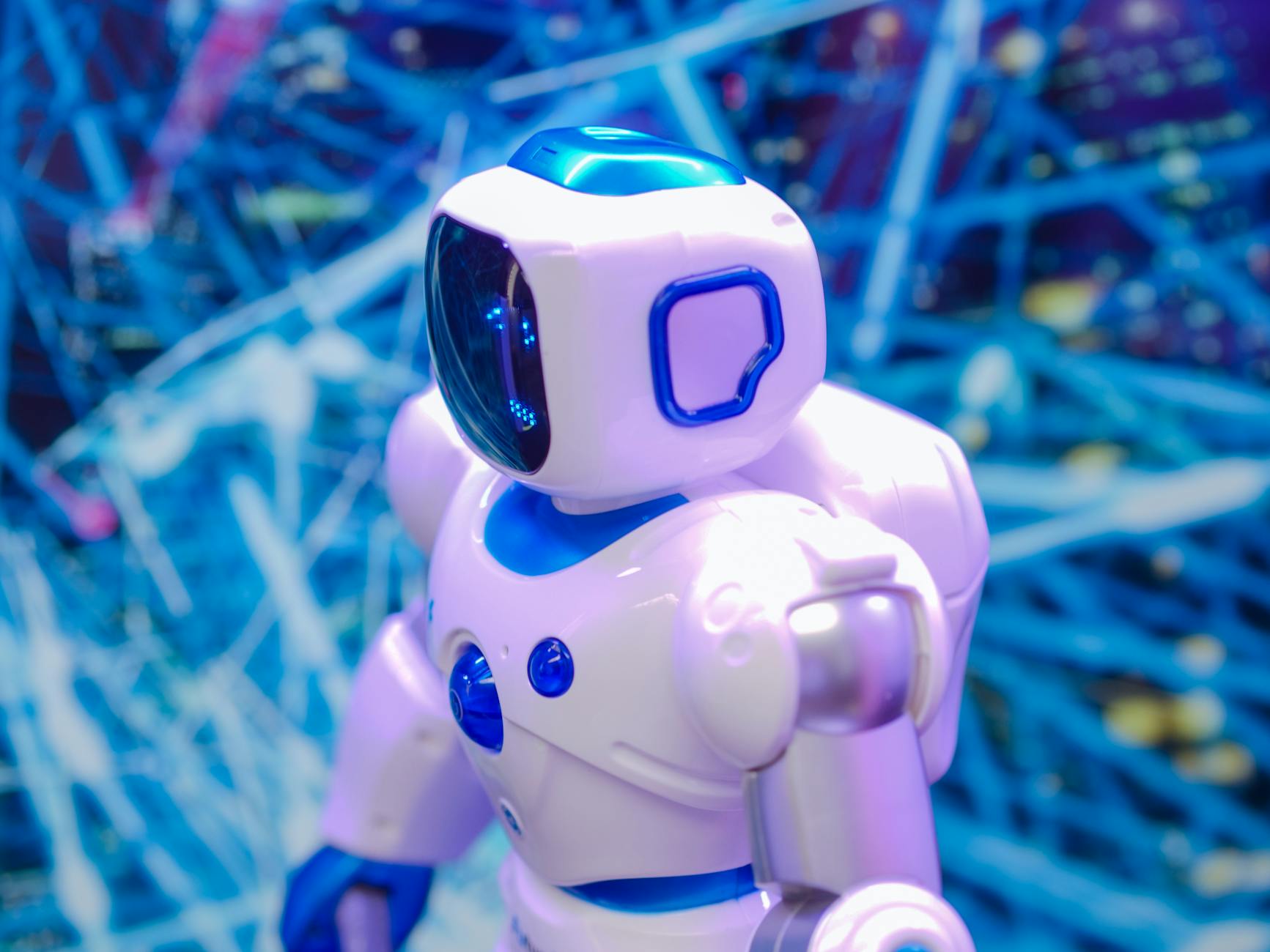 AI 驱动的编程可视化——机器人与代码的结合